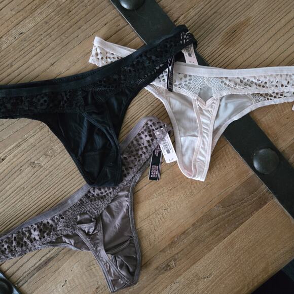 Victoria's Secret Very Sexy Smooth Satin and Keyhole Lace Thong Bundle sz S New - Picture 5 of 5